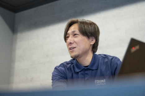 火をともす人たち